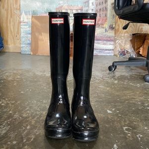 Black Hunter boots